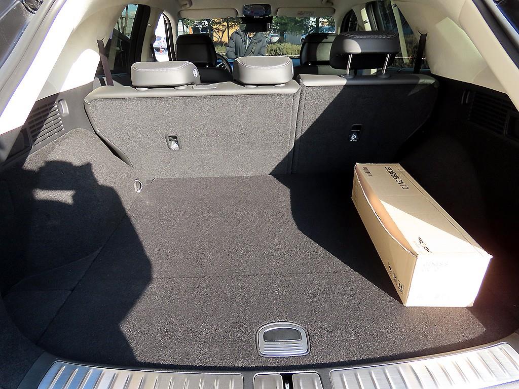 Genesis GV70 2025 Negro - Importación desde Corea - HF Imports Iquique - Foto 17