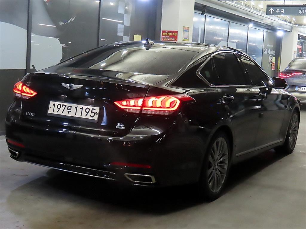 Genesis G80 - Vista 4