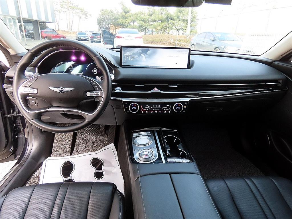 Genesis G80 - Vista 7