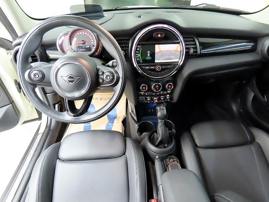 Mini Cooper - Vista 7