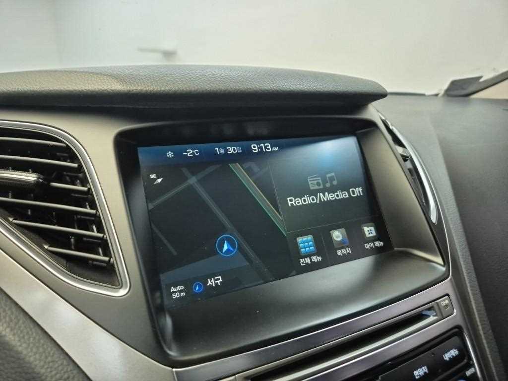 HYUNDAI Grandeur 2017 Negro - Importación desde Corea - HF Imports Iquique - Foto 13