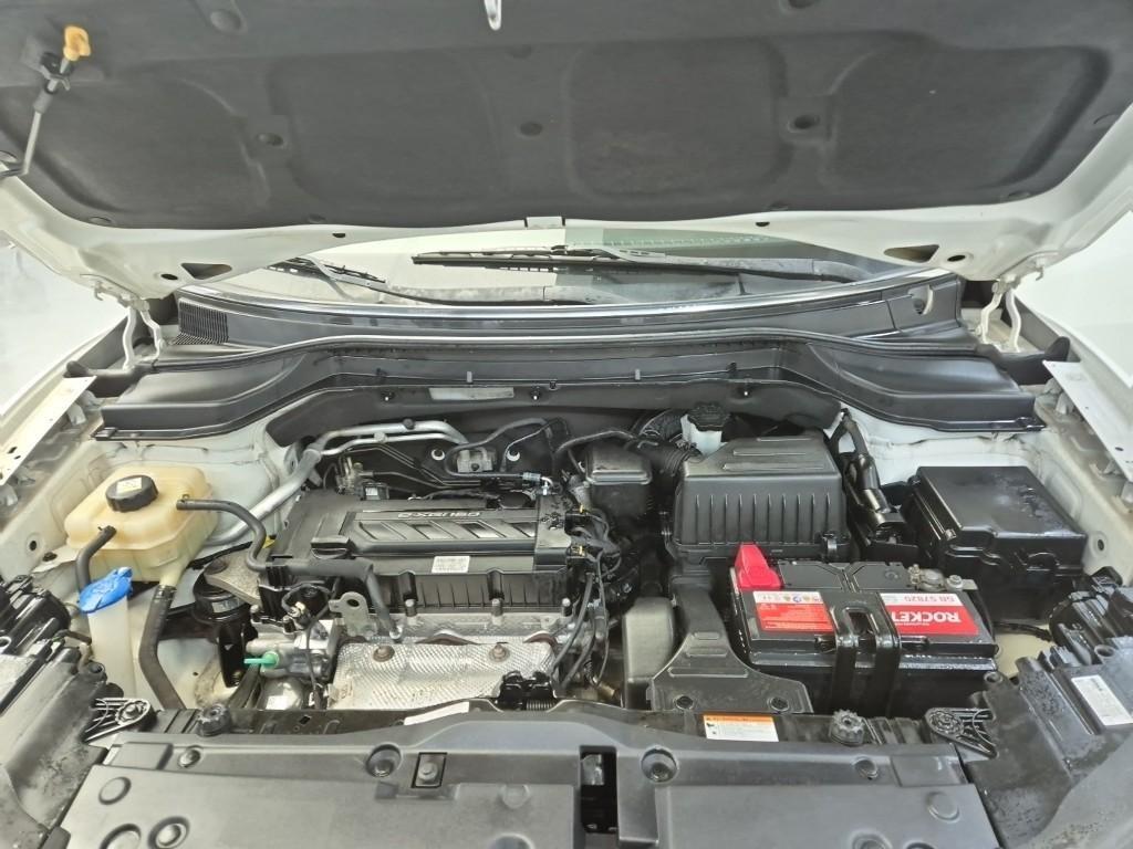 Ssangyong Tivoli - Vista 5