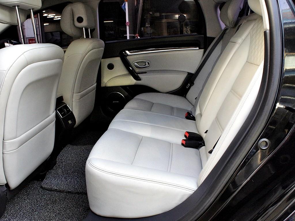 SAMSUNG SM7 - Vista 11