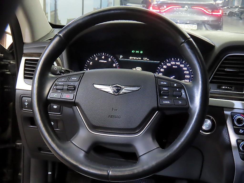 Genesis G80 - Vista 8