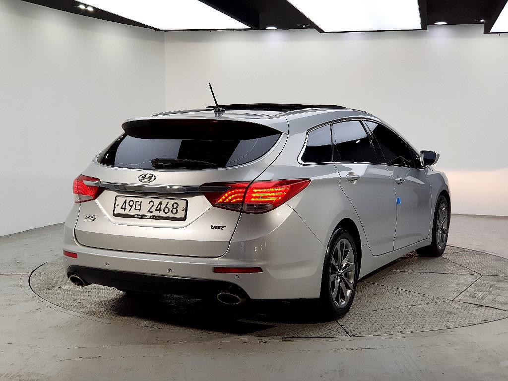 HYUNDAI i40 - Vista 4