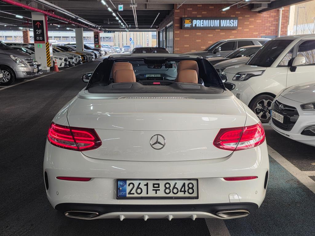 Mercedes Benz C Class - Vista 5