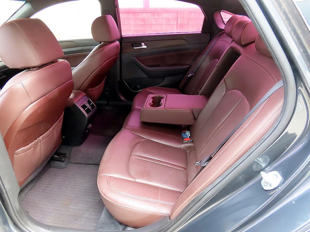 HYUNDAI Sonata - Vista 6