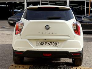 Ssangyong Tivoli - Vista 6