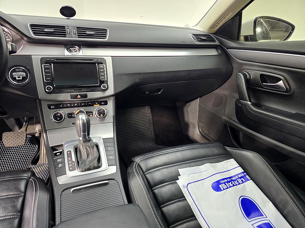 Volkswagen CC - Vista 10
