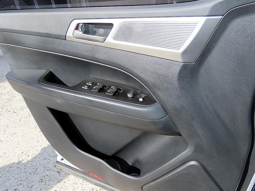 Ssangyong Rexton - Vista 11