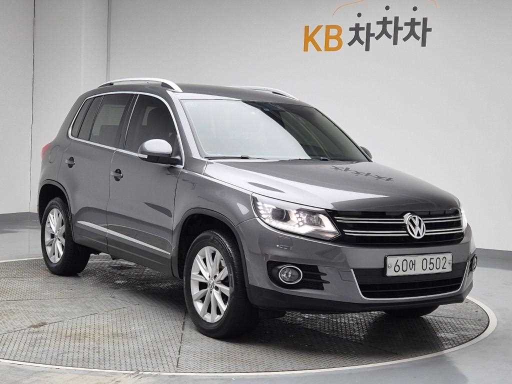Volkswagen Tiguan - Vista 4