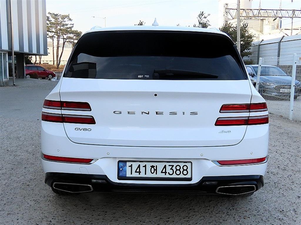 Genesis GV80 - Vista 4