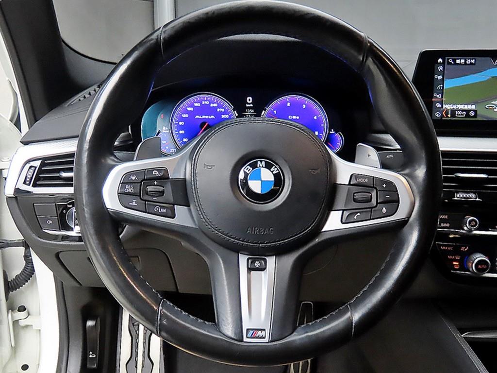 BMW 5 Series - Vista 9