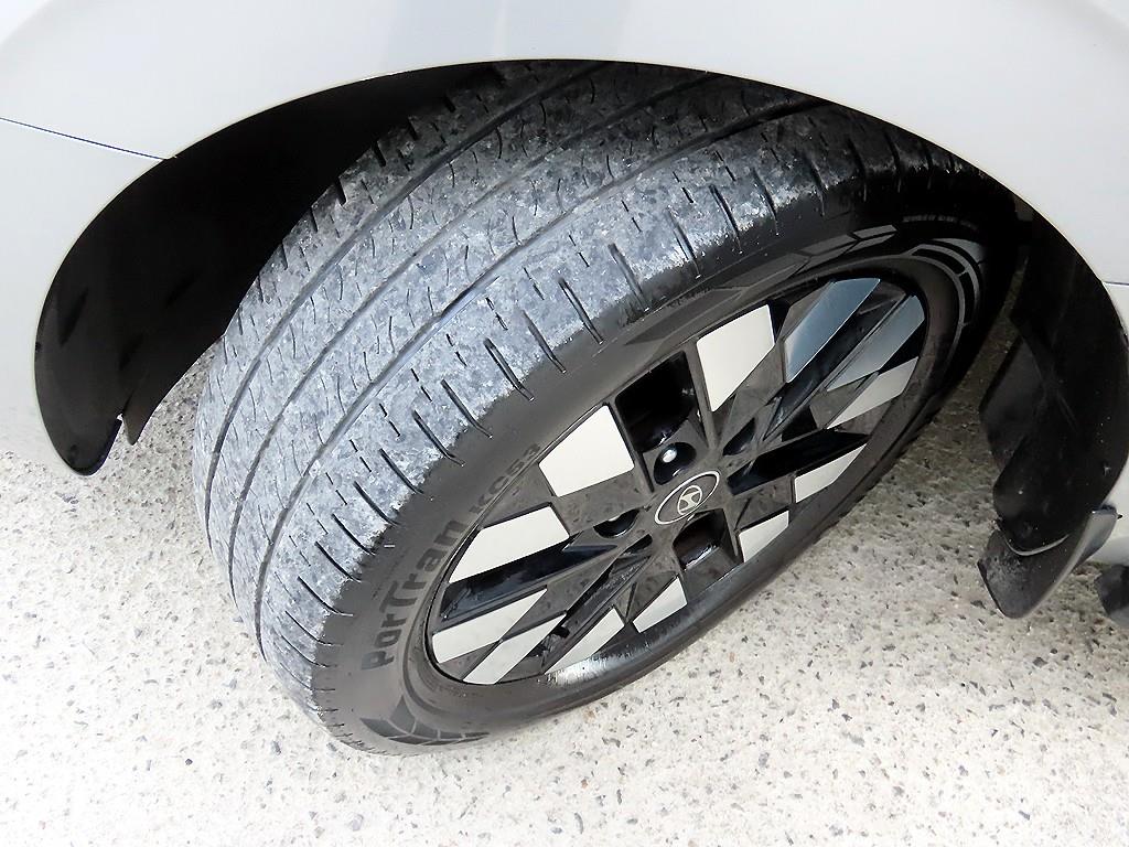 HYUNDAI Staria 2025 Gris - Importación desde Corea - HF Imports Iquique - Foto 20