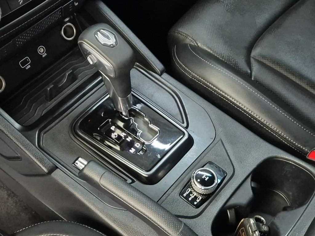 Ssangyong Rexton - Vista 8