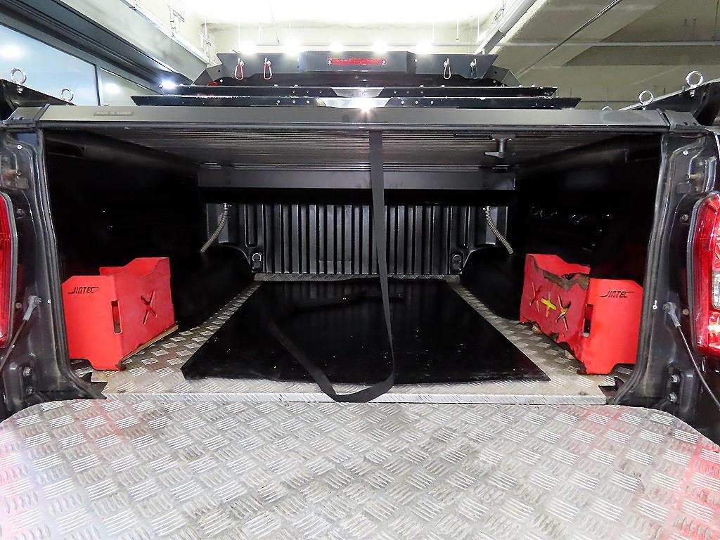 Ssangyong Rexton 2019 Negro - Importación desde Corea - HF Imports Iquique - Foto 17