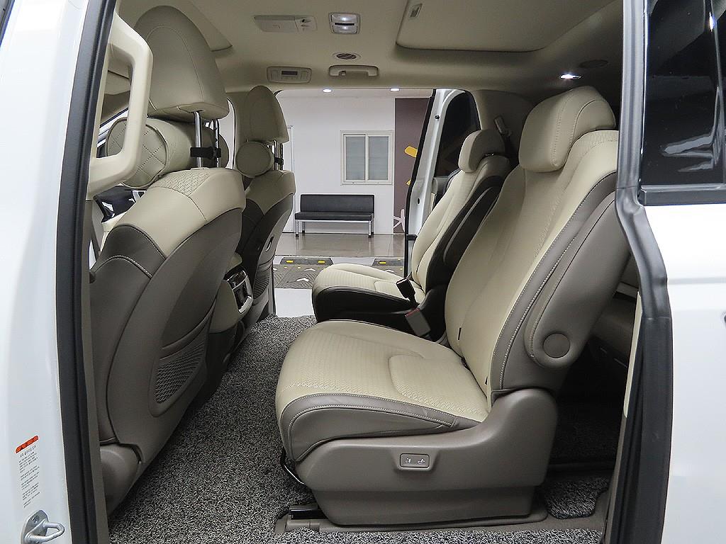 KIA Carnival 2023 Blanco - Importación desde Corea - HF Imports Iquique - Foto 11