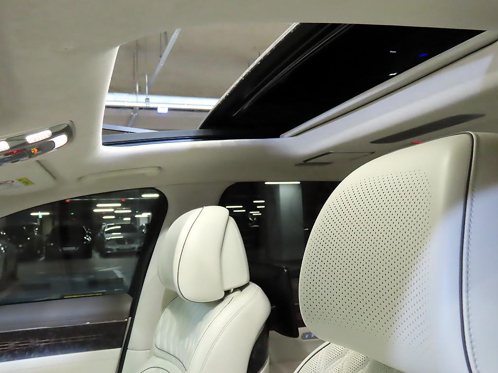 Genesis G90 2022 Negro - Importación desde Corea - HF Imports Iquique - Foto 16