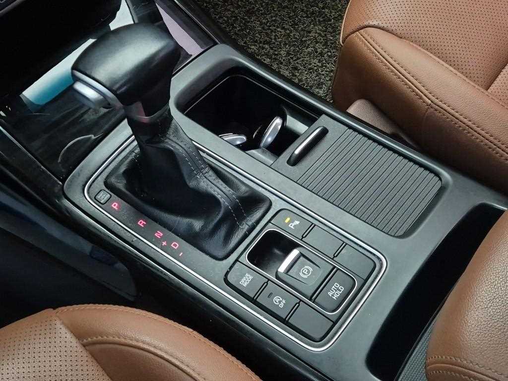 KIA Sorento - Vista 8