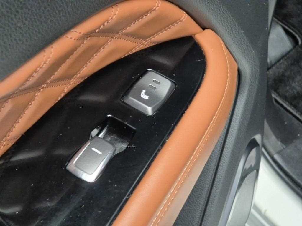 Ssangyong Rexton 2020 Blanco - Importación desde Corea - HF Imports Iquique - Foto 18