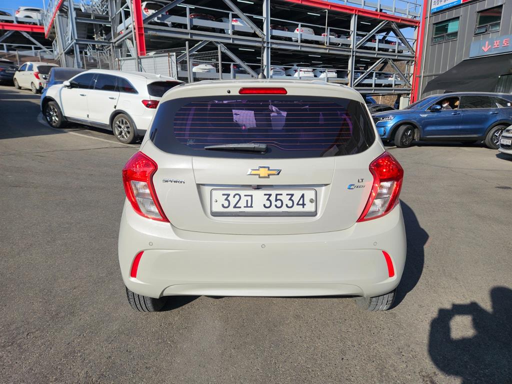 Chevrolet Spark - Vista 4