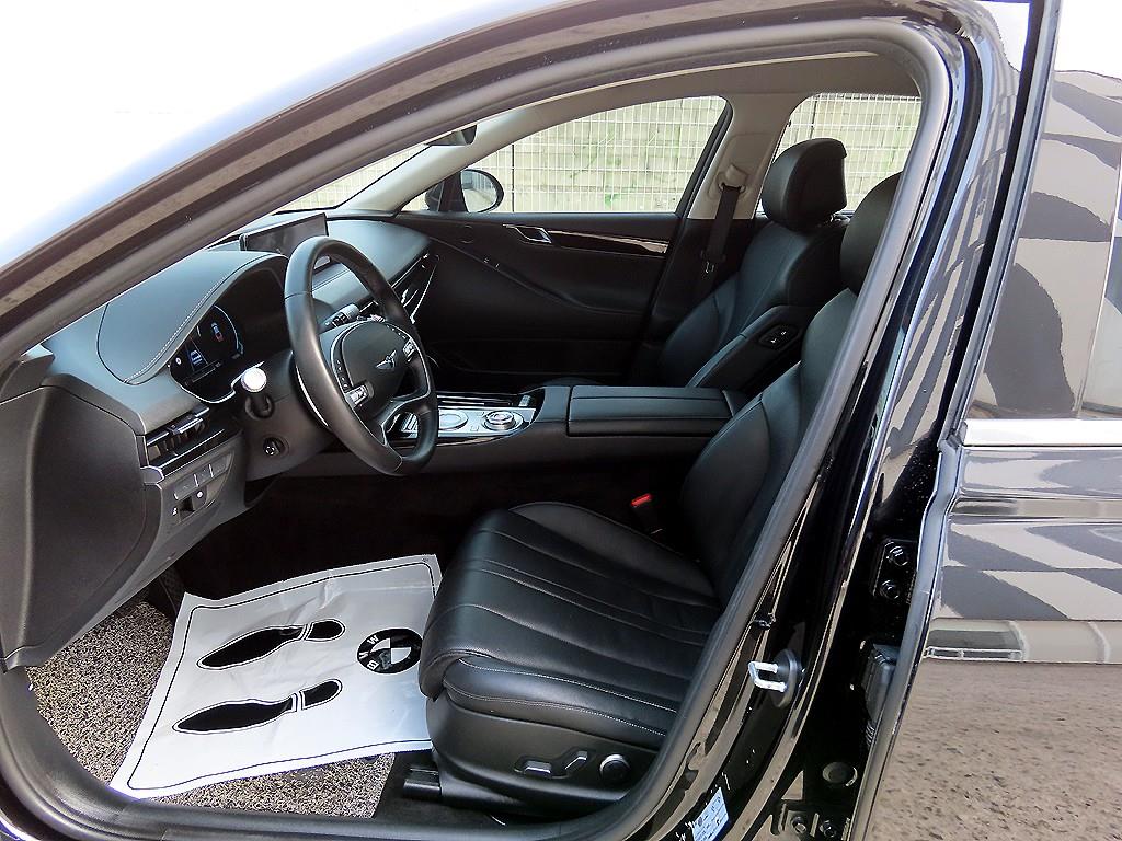 Genesis G80 - Vista 5