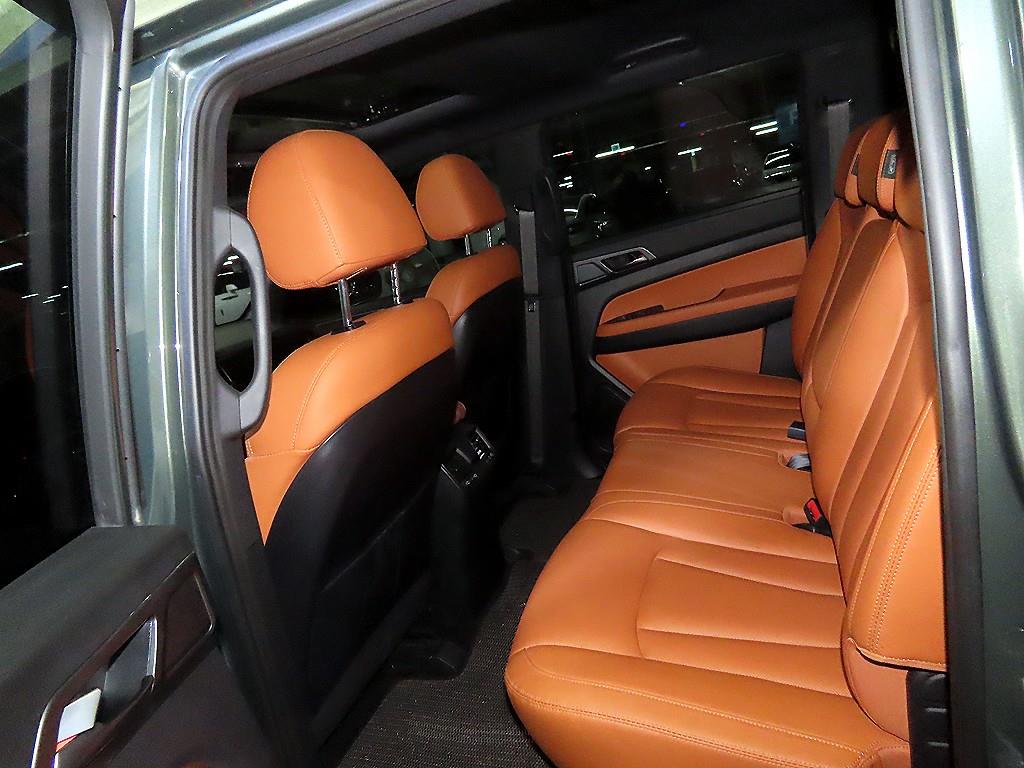 Ssangyong Rexton - Vista 7