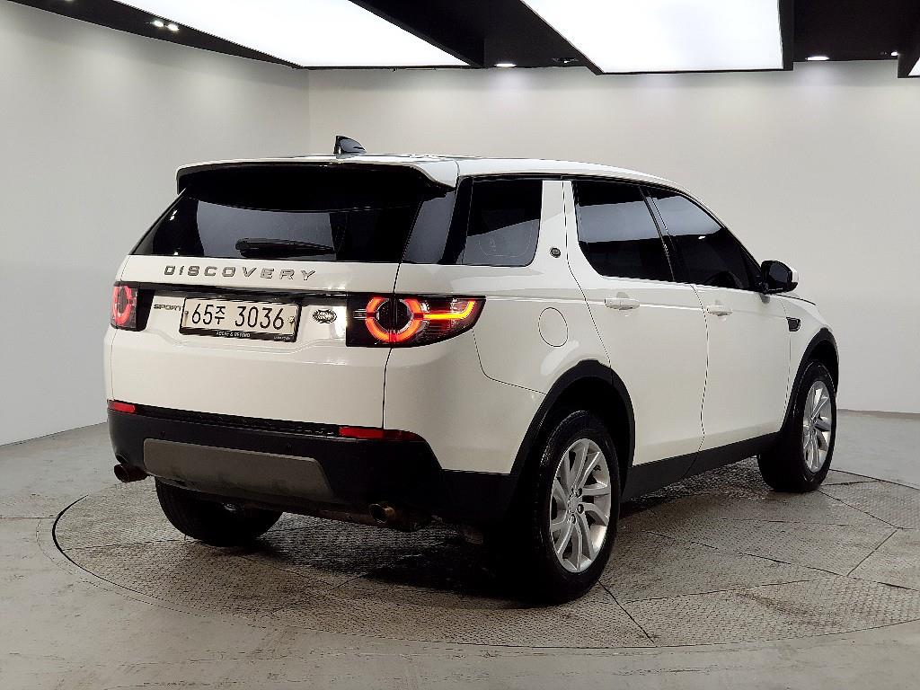 Land Rover Discovery Sports - Vista 4