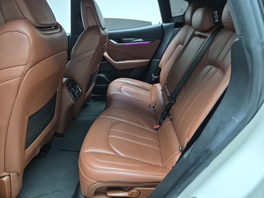 Maserati Levante 2017 Blanco - Importación desde Corea - HF Imports Iquique - Foto 13