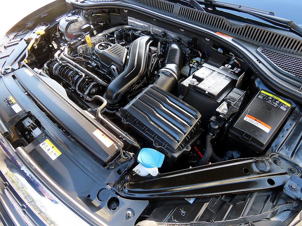 Volkswagen Jetta 2023 Negro - Importación desde Corea - HF Imports Iquique - Foto 18