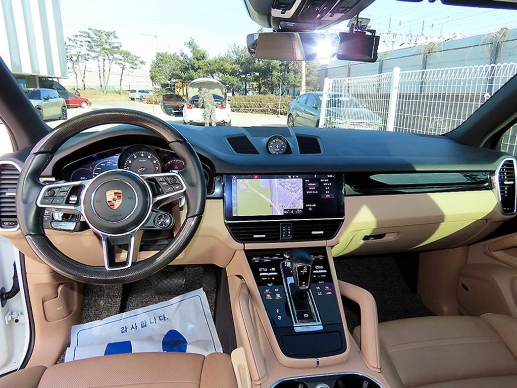 Porsche Cayenne - Vista 7