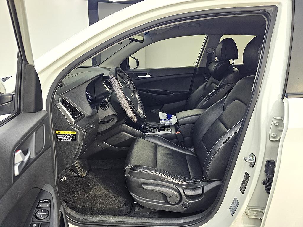 HYUNDAI Tucson - Vista 8