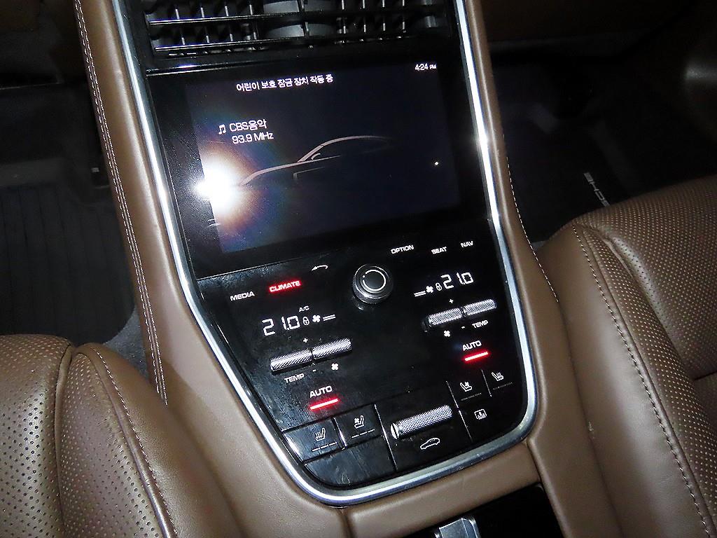Porsche Panamera 2018 - Importación desde Corea - HF Imports Iquique - Foto 14