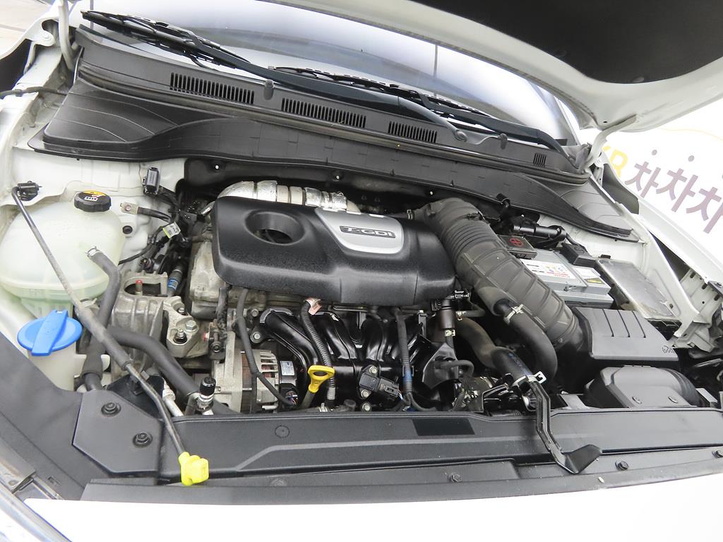 HYUNDAI Kona 2018 Blanco - Importación desde Corea - HF Imports Iquique - Foto 19