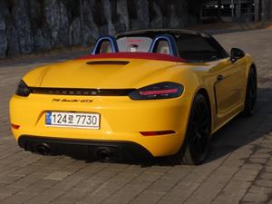 Porsche 718 - Vista 6