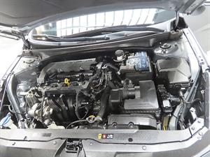 HYUNDAI Avante - Vista 12