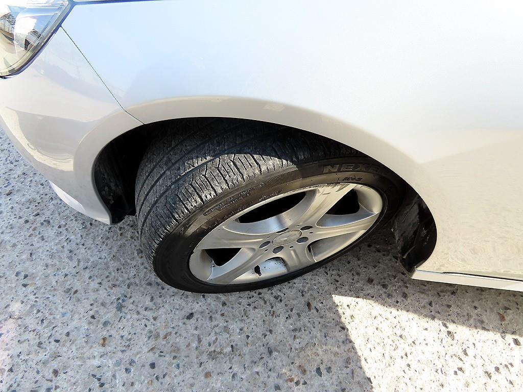 Mercedes Benz E class 2014 Plateado - Importación desde Corea - HF Imports Iquique - Foto 20