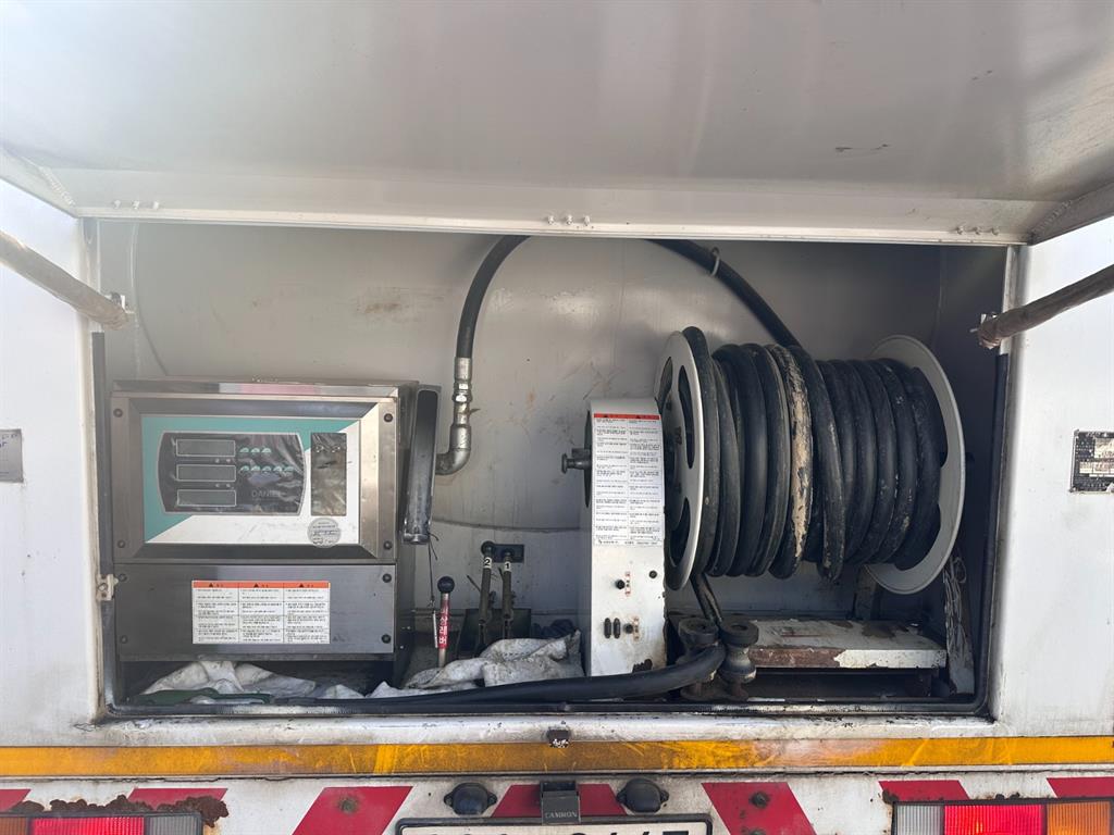 medium and large cargo Rory - Vista 8