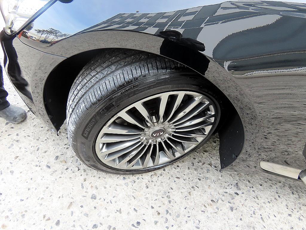 KIA K9 2019 Negro - Importación desde Corea - HF Imports Iquique - Foto 20