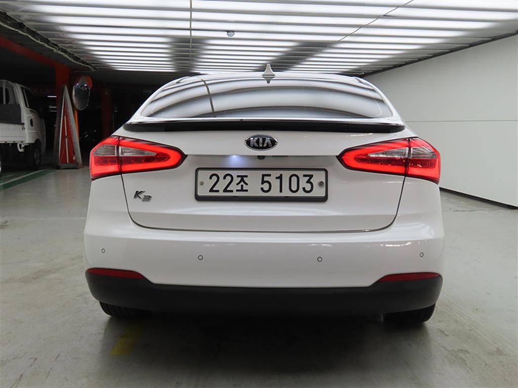 KIA K3 - Vista 3