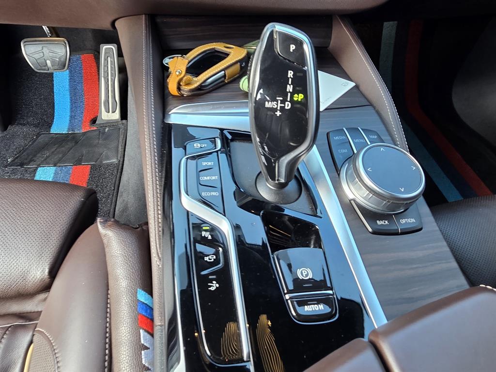 BMW Gran Turismo 2021 Blanco - Importación desde Corea - HF Imports Iquique - Foto 13