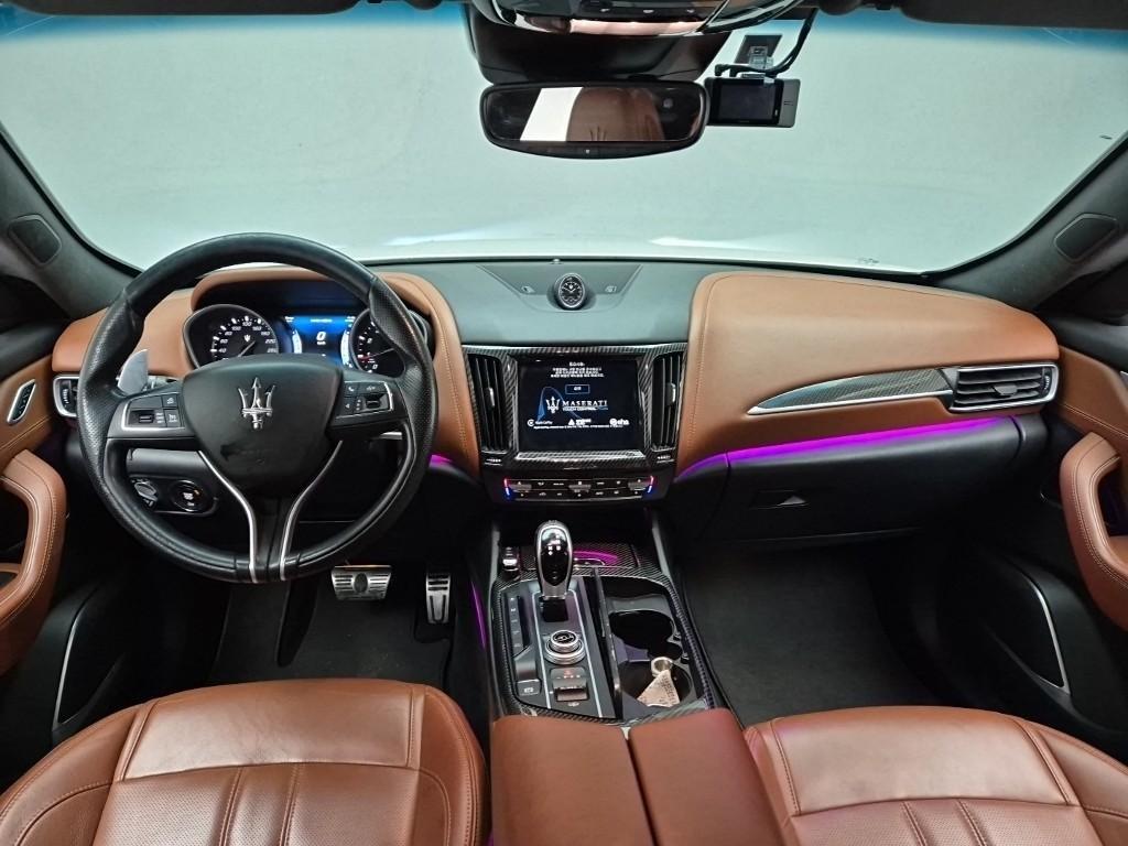 Maserati Levante - Vista 7