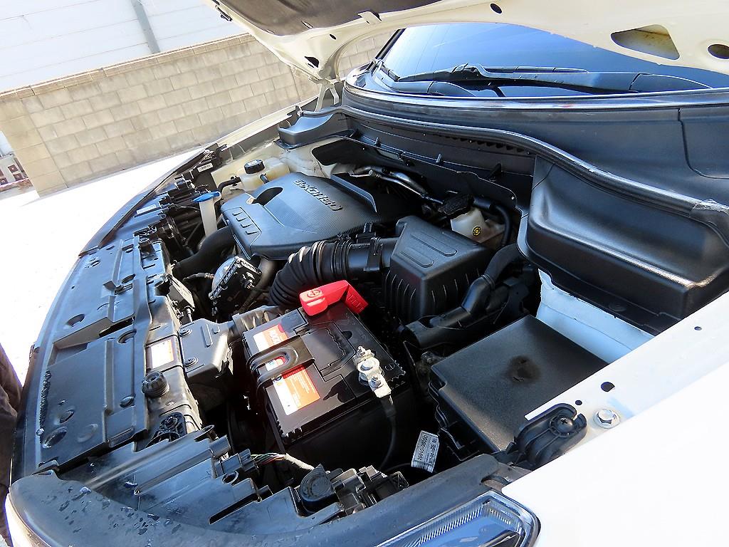 Ssangyong Tivoli 2019 Blanco - Importación desde Corea - HF Imports Iquique - Foto 18