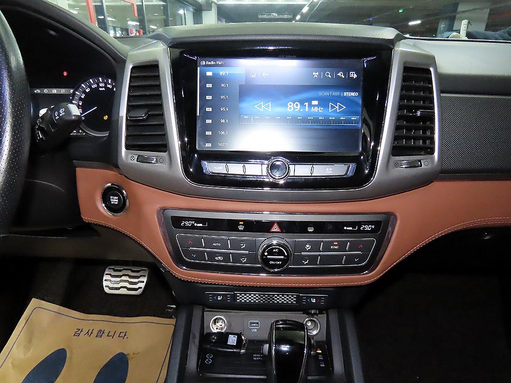 Ssangyong Rexton - Vista 11