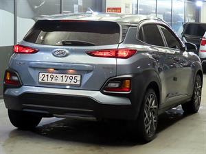 HYUNDAI Kona - Vista 8