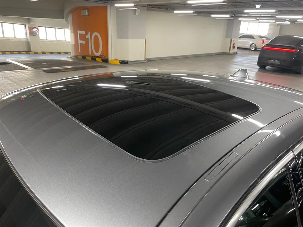 BMW 5 Series - Vista 5