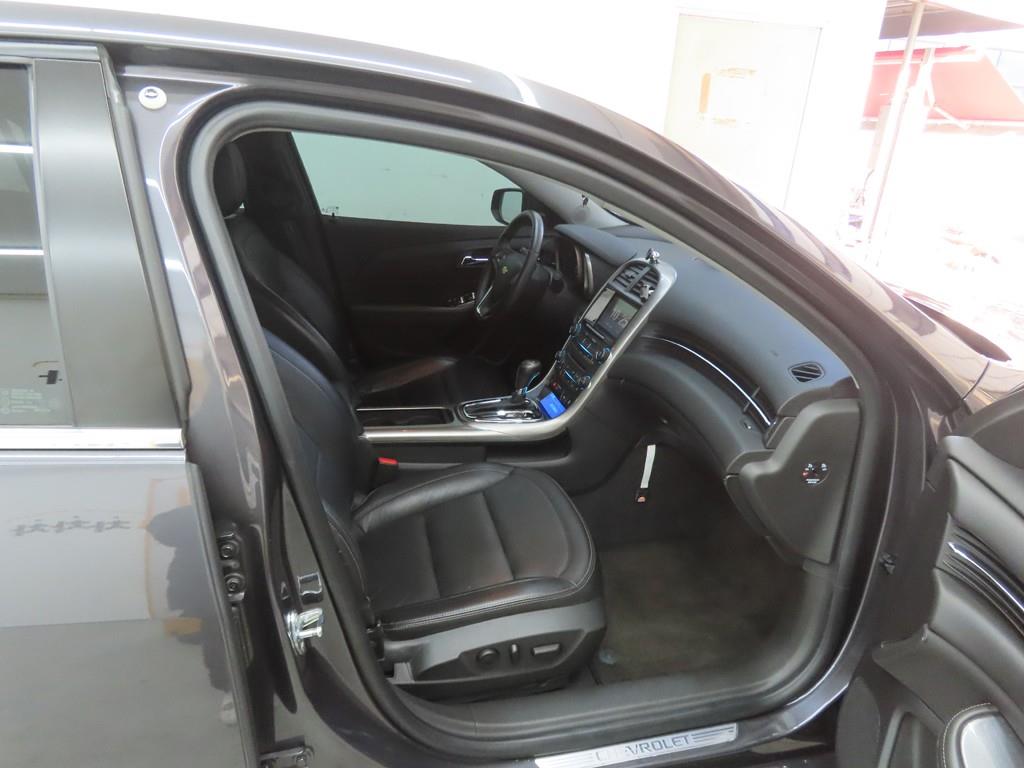 Chevrolet Malibu - Vista 8