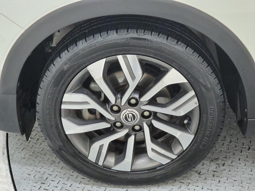 Ssangyong Tivoli 2019 Blanco - Importación desde Corea - HF Imports Iquique - Foto 18