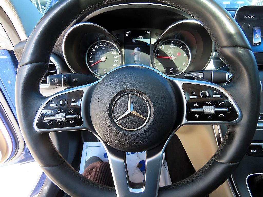 Mercedes Benz C Class - Vista 8