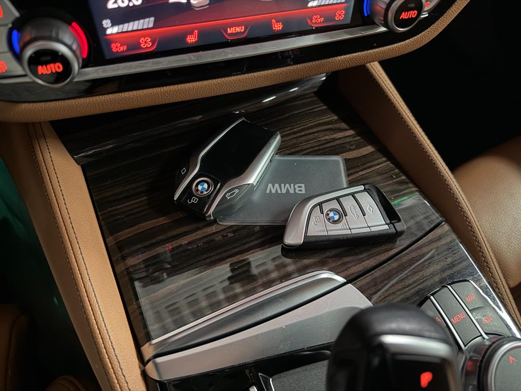 BMW 5 Series 2021 Blanco - Importación desde Corea - HF Imports Iquique - Foto 18